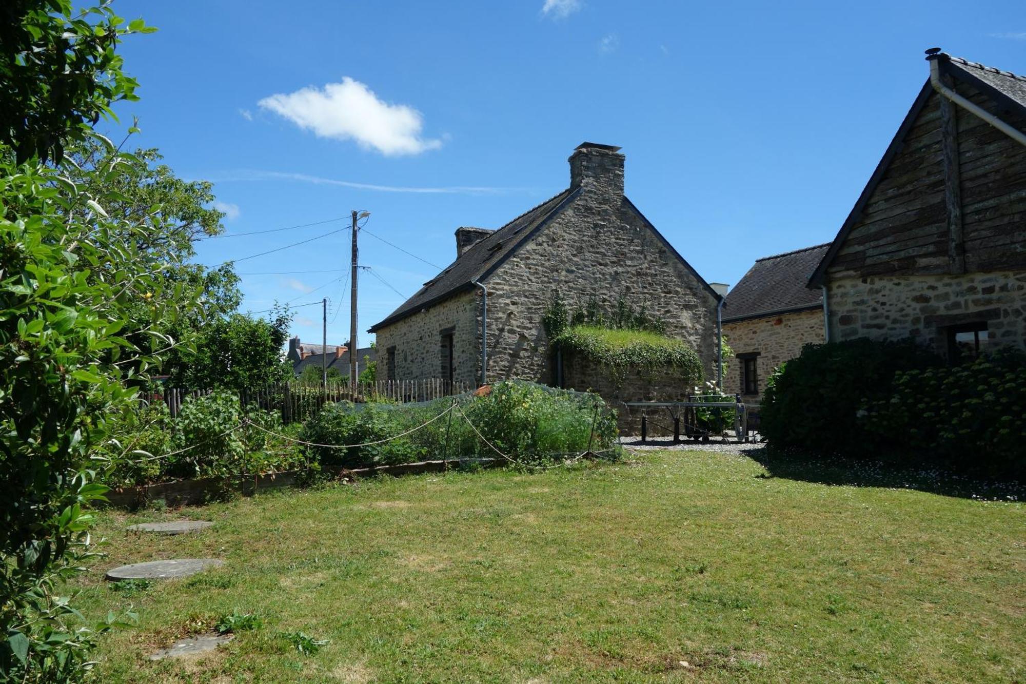 Gîtes oreillard et karrdi Saint-Symphorien  Exteriör bild